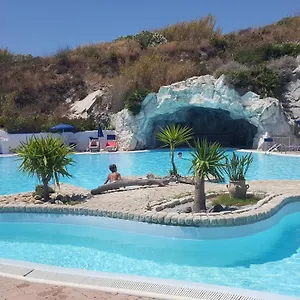 https://perla-del-porto-apartments.in-sardinia.net